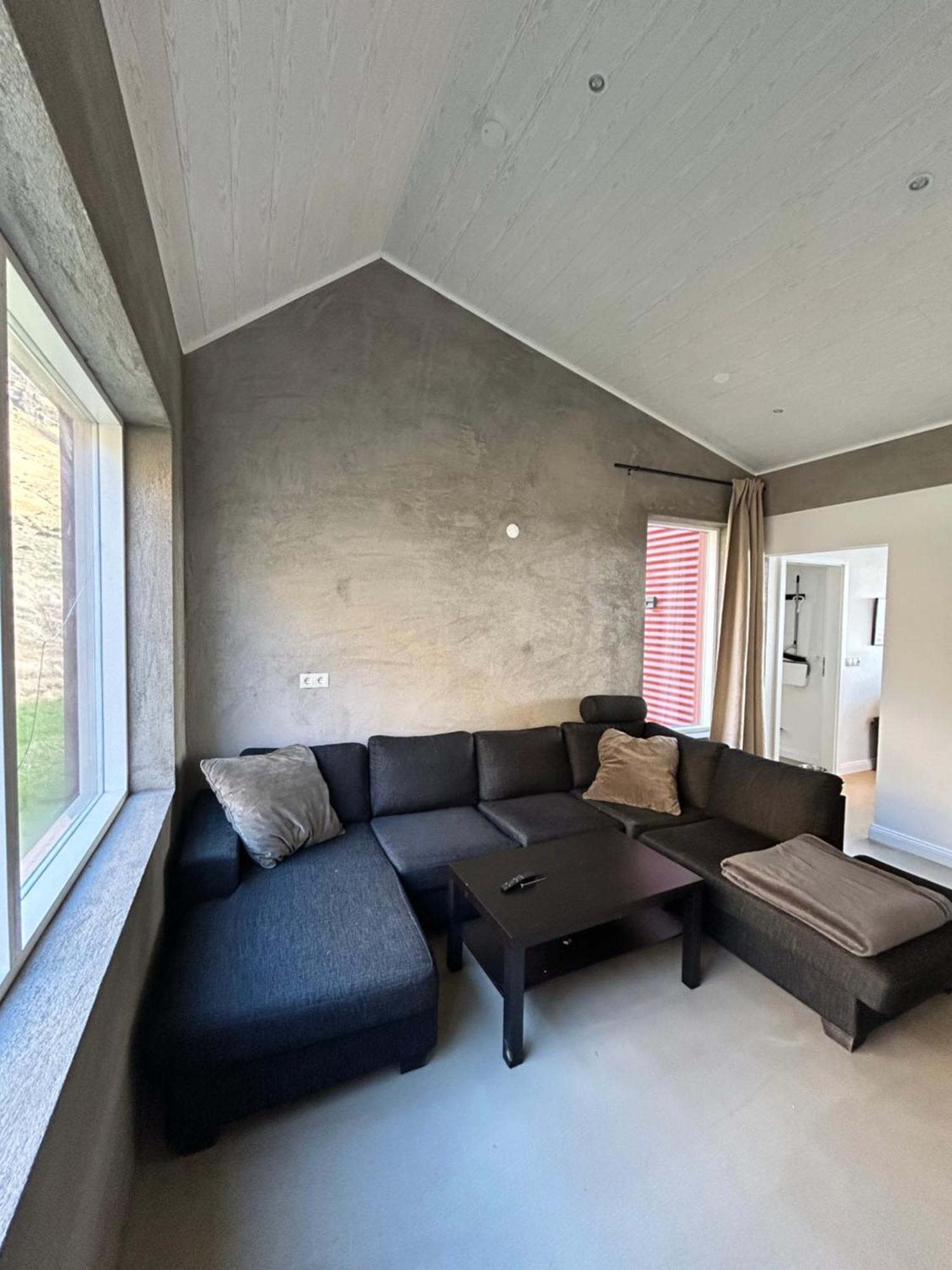 The Garage Apartment Varmahlid  ห้อง รูปภาพ