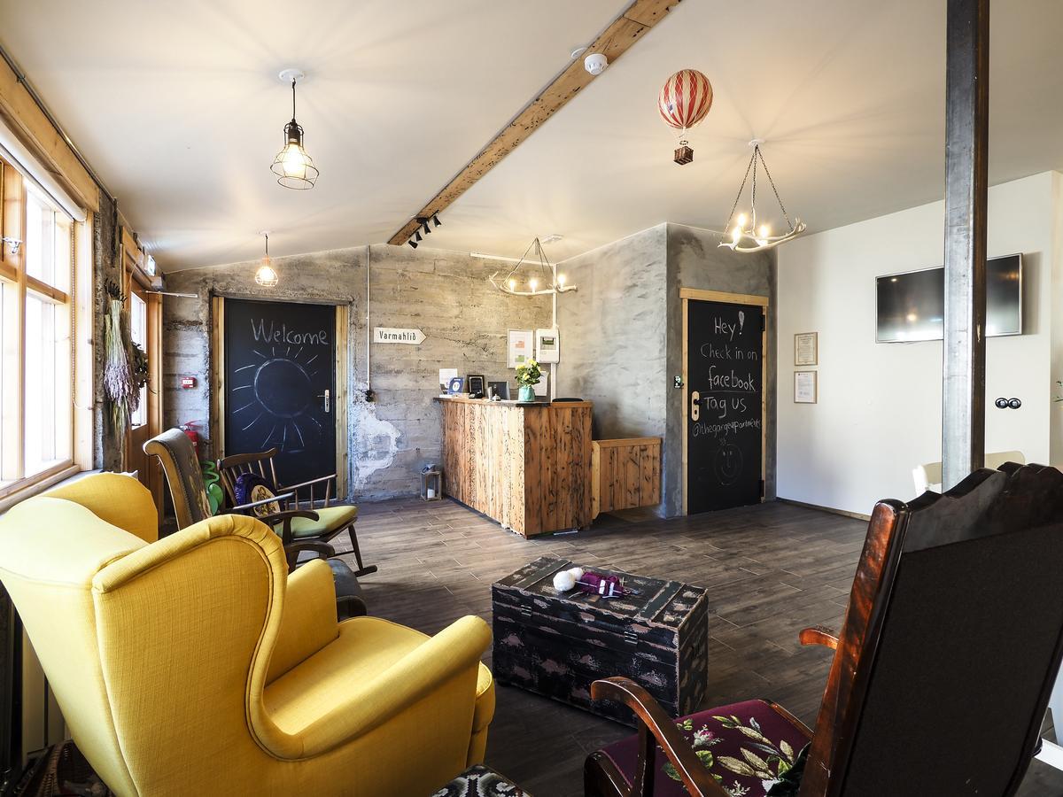 The Garage Apartment Varmahlid  ภายนอก รูปภาพ